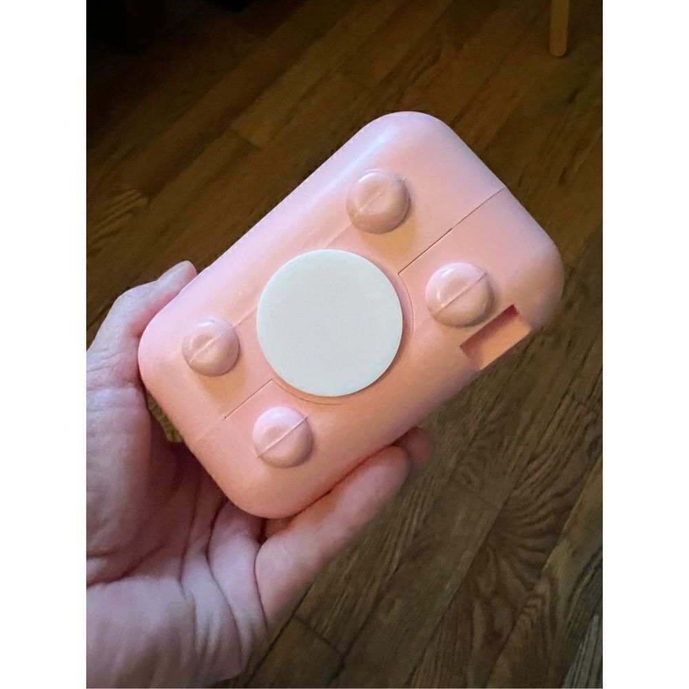 Sanrio Hello Kitty Bank/Nightlight - Picture 5 of 10